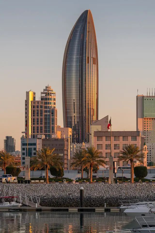2020国际高层建筑奖提名揭晓作品   NATIONAL BANK OF KUWAIT&nbsp;– NBK TOWER / 科威特，科威特 建筑设计：Foster + Partners（英国）