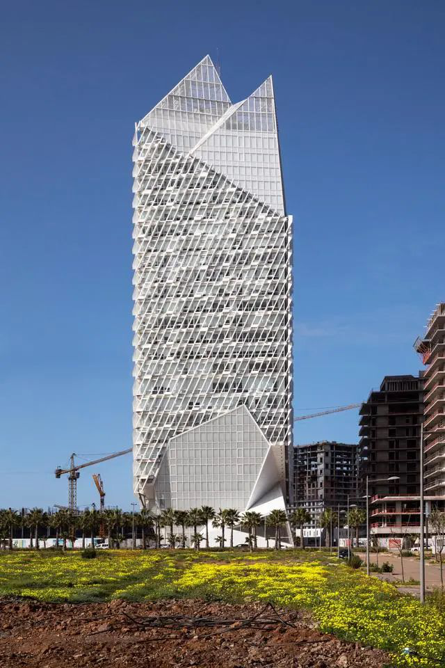 2020国际高层建筑奖提名揭晓作品  CASABLANCA FINANCE CITY TOWER&nbsp;/ 卡萨布兰卡，摩洛哥 建筑设计：Morphosis Architects（美国）