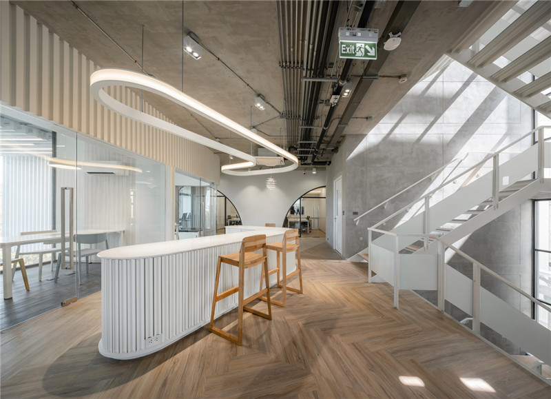 经典办公室设计案例：Happynest 办公楼，简洁滤光立面 （含施工图）